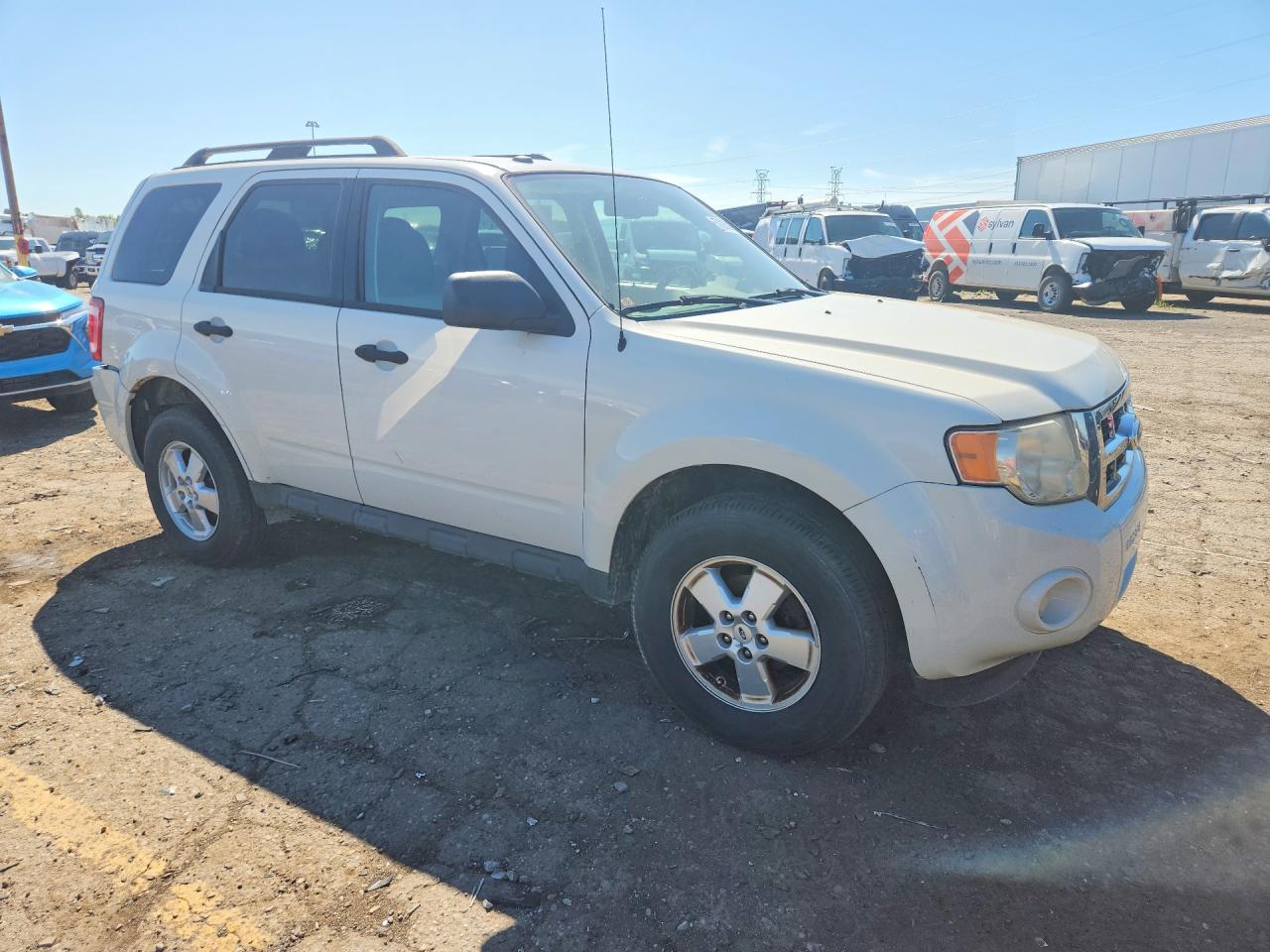 2010 Ford Escape Xlt White vin: 1FMCU0D72AKC65366