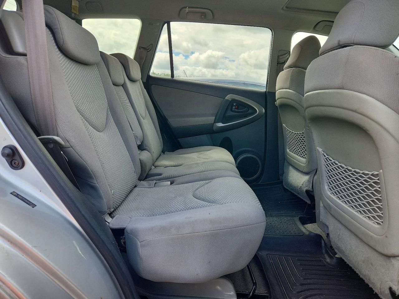 2006 Toyota Rav4 Limited Silver vin: JTMBD31V965035320