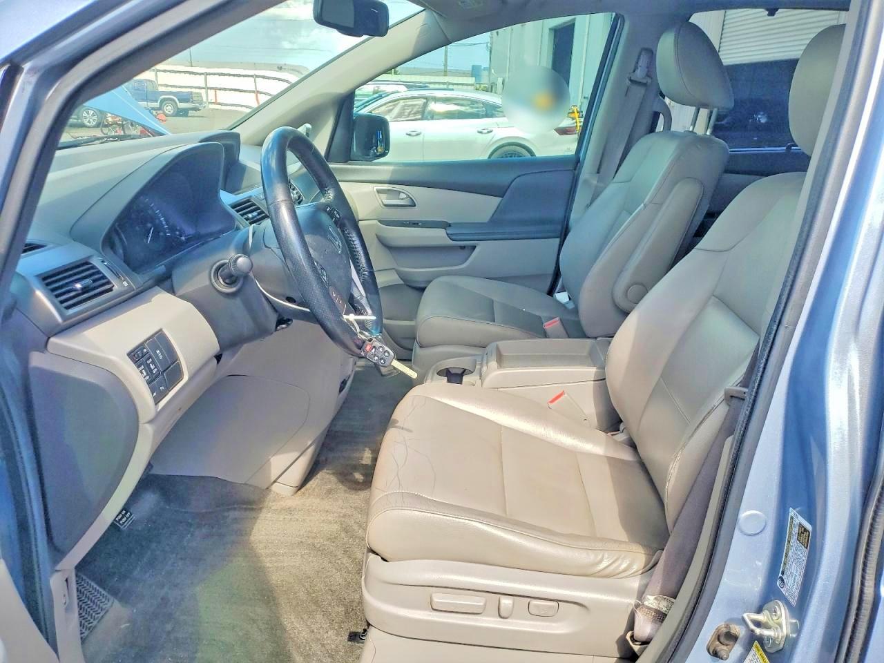 2013 Honda Odyssey Touring Blue vin: 5FNRL5H91DB004483