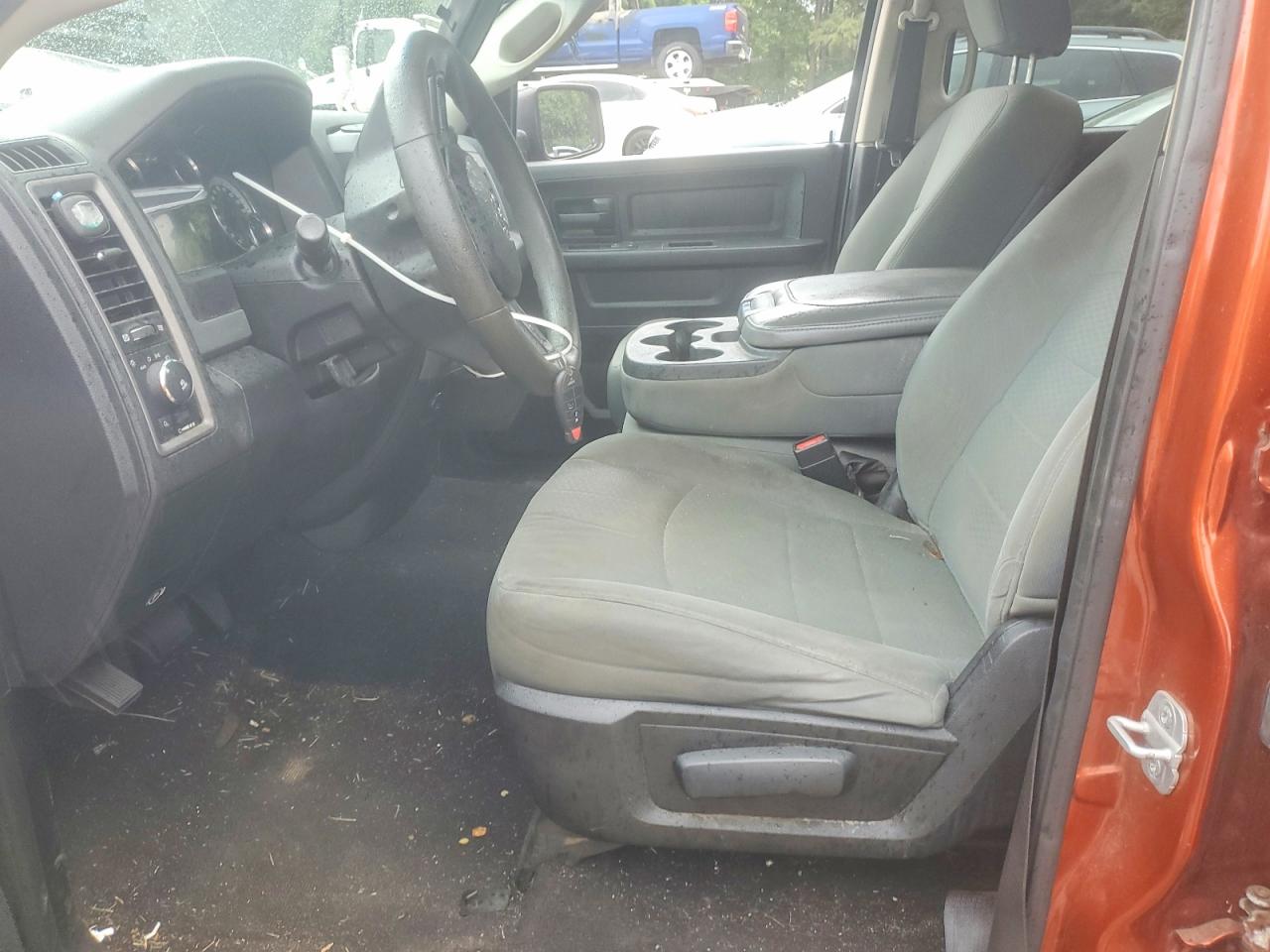 2013 Ram 1500 St Orange vin: 1C6RR6FT6DS700575