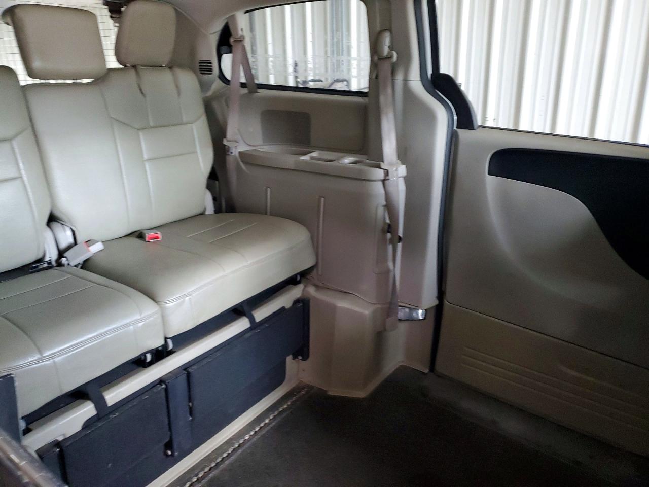 2012 Dodge Grand Caravan Se White vin: 2C4RDGBG3CR265231