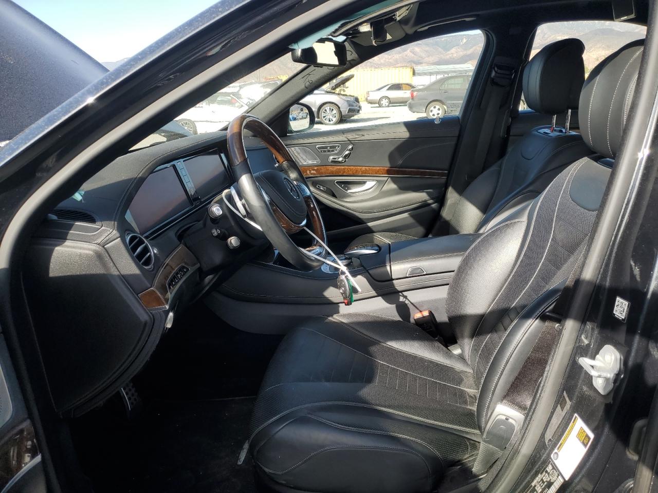 2015 Mercedes-benz S 550 4matic Черный vin: WDDUF8FBXFA187344