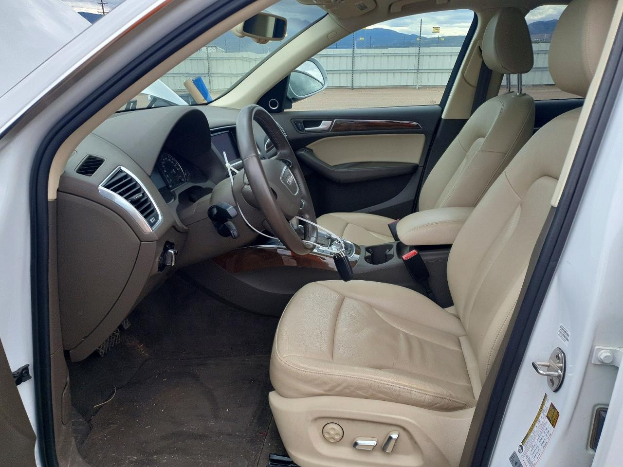 2015 Audi Q5 Premium Plus White vin: WA1LFAFP2FA026991