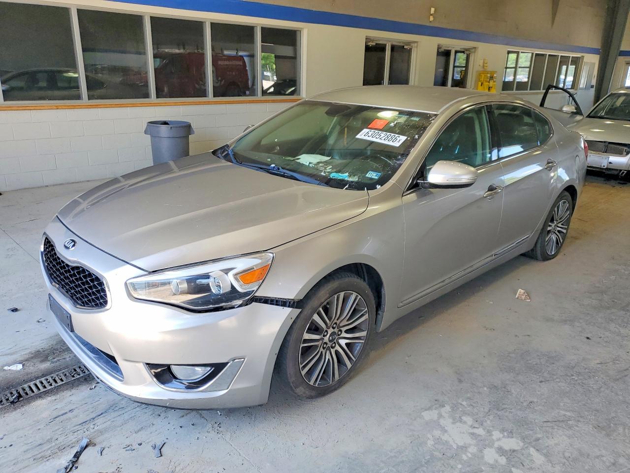 2014 Kia Cadenza Premium Серебряный vin: KNALN4D78E5128667
