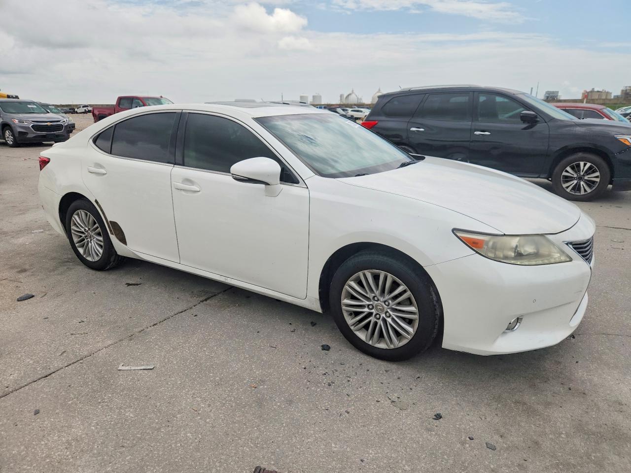 2013 Lexus Es 350 White vin: JTHBK1GG7D2079719
