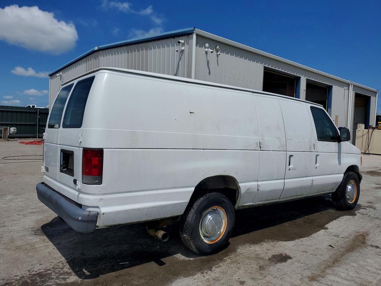 2005 Ford Econoline E350 Super Duty Van White vin: 1FTSS34P35HA79104