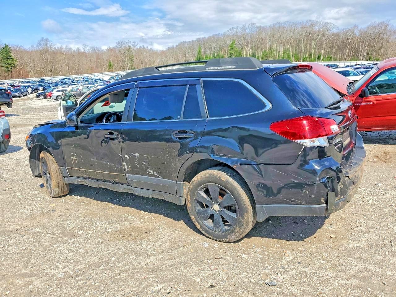 2011 Subaru Outback 2.5i Premium Black vin: 4S4BRBCC1B3415406