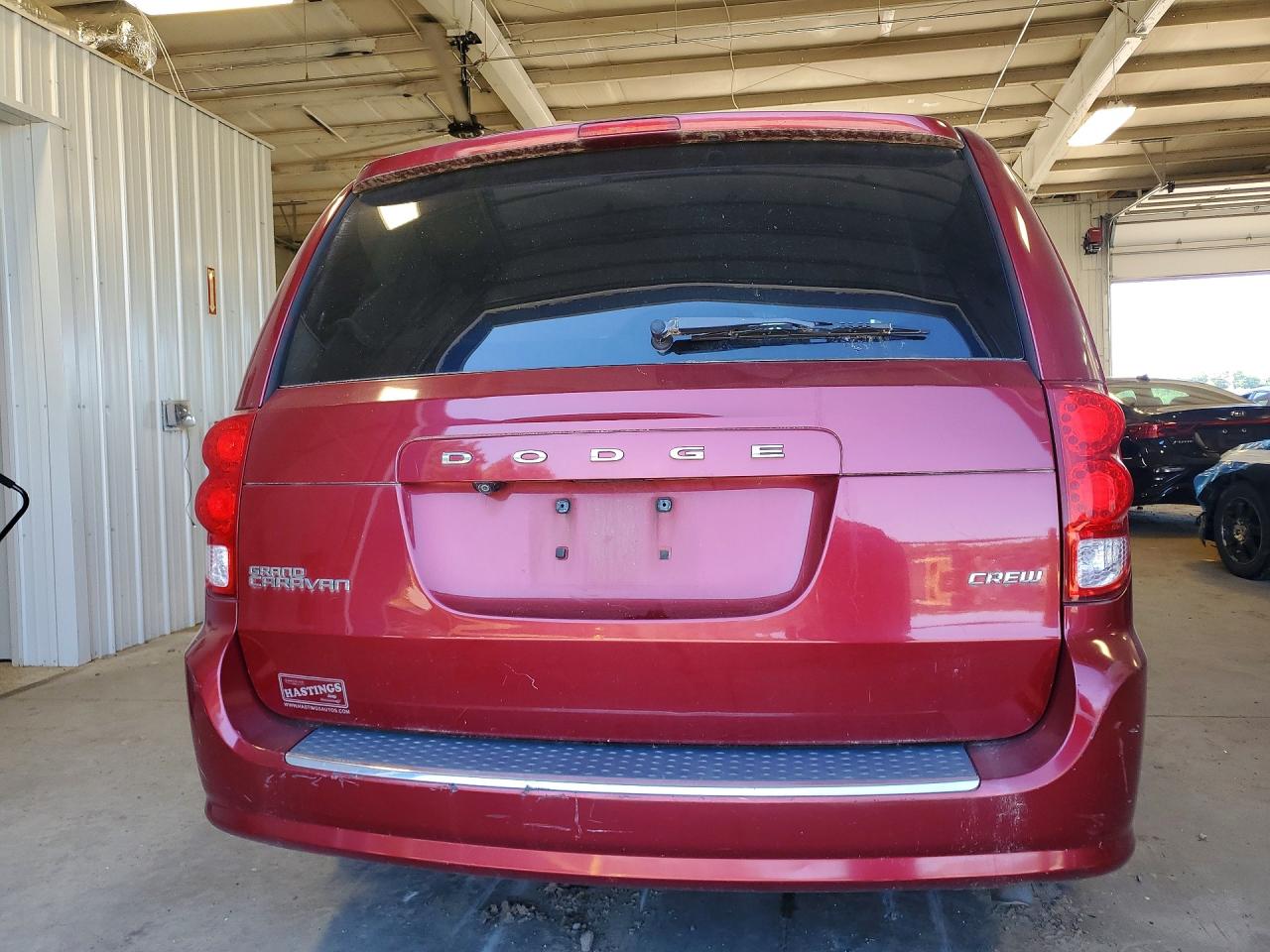 2011 Dodge Grand Caravan Crew Maroon vin: 2D4RN5DG5BR654520