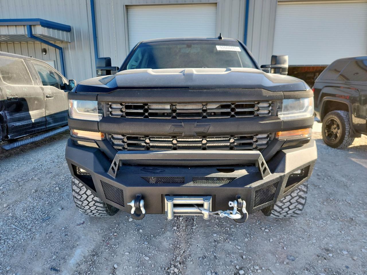 2016 Chevrolet Silverado K1500 Lt Black vin: 3GCUKREC6GG162482