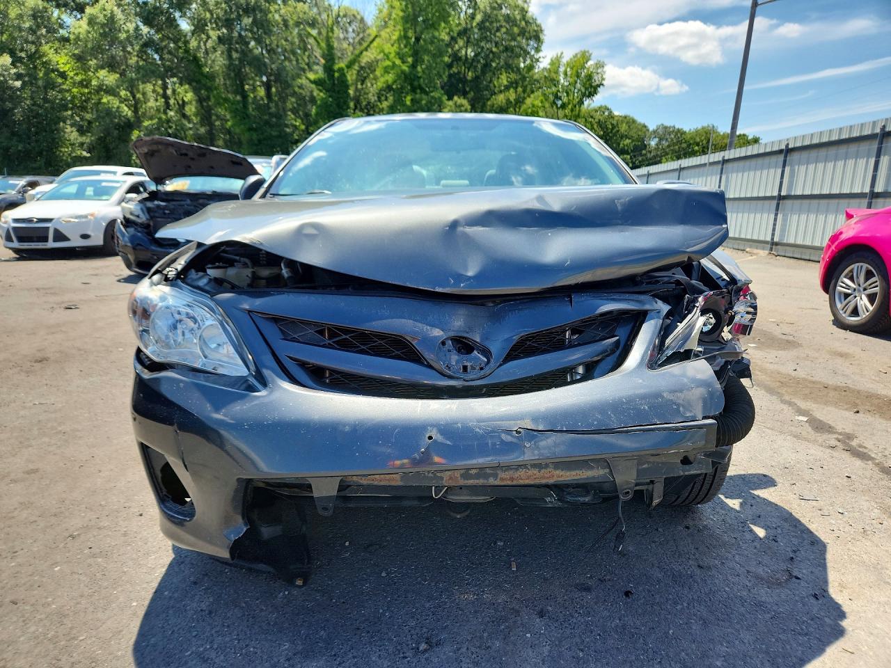 2011 Toyota Corolla Le Gray vin: 2T1BU4EE6BC742596