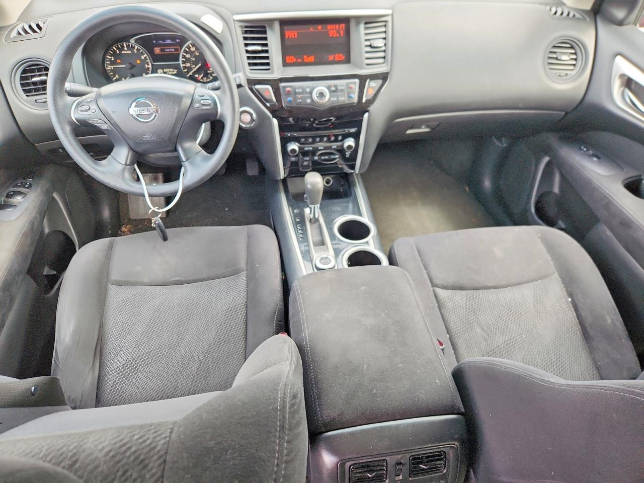 2014 Nissan Pathfinder S Red vin: 5N1AR2MM2EC721389