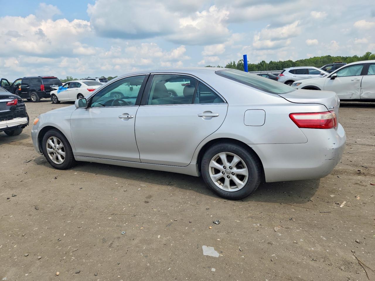 2009 Toyota Camry Le Silver vin: 4T1BE46K59U849097