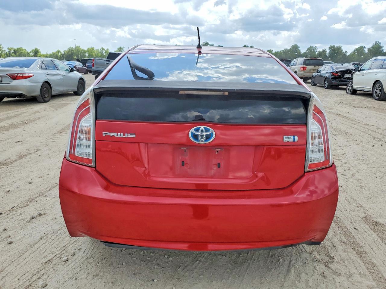 2013 Toyota Prius Two Red vin: JTDKN3DU4D0338032