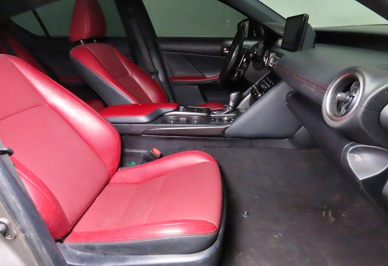2021 Lexus Is 300 Base Silver vin: JTHAA1D20M5113277