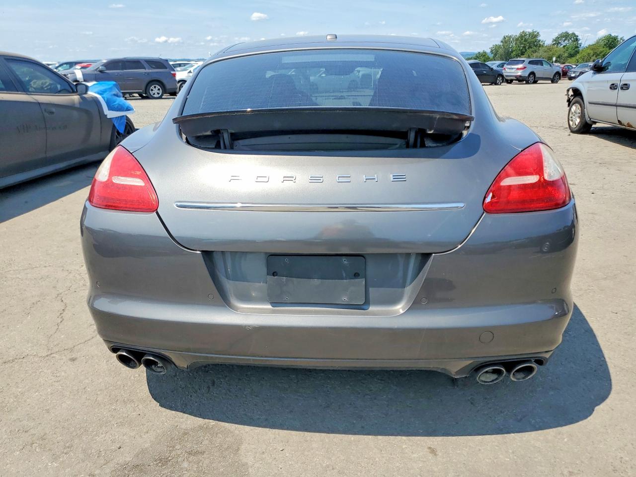 2013 Porsche Panamera S Hybrid Серый vin: WP0AD2A73DL045194