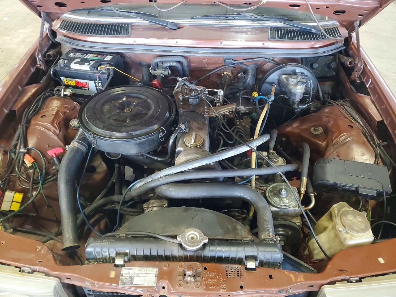 1984 Mercedes 240d Коричневый vin: WDB1231231A136864