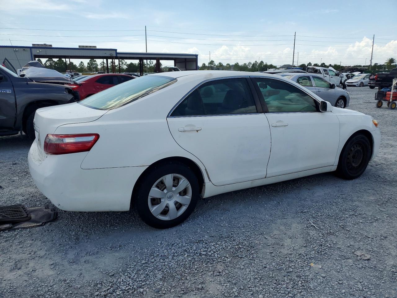 2007 Toyota Camry Le Белый vin: JTNBE46K173068421