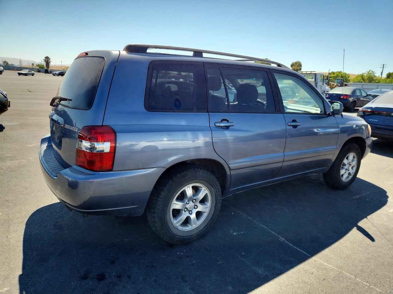 2004 Toyota Highlander Base Синий vin: JTEGD21A040105015