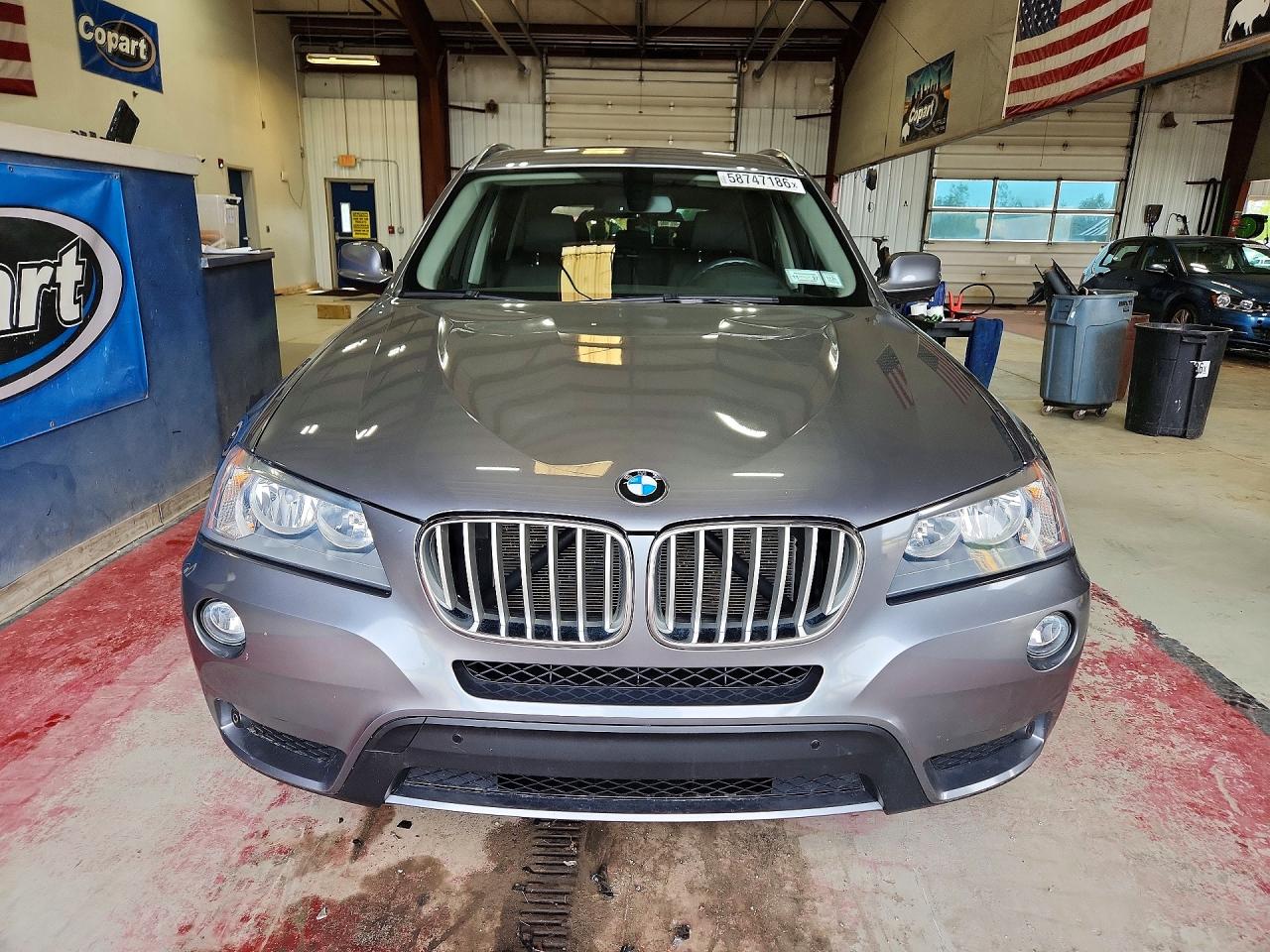 2014 Bmw X3 Xdrive28i Серебряный vin: 5UXWX9C54E0D43212
