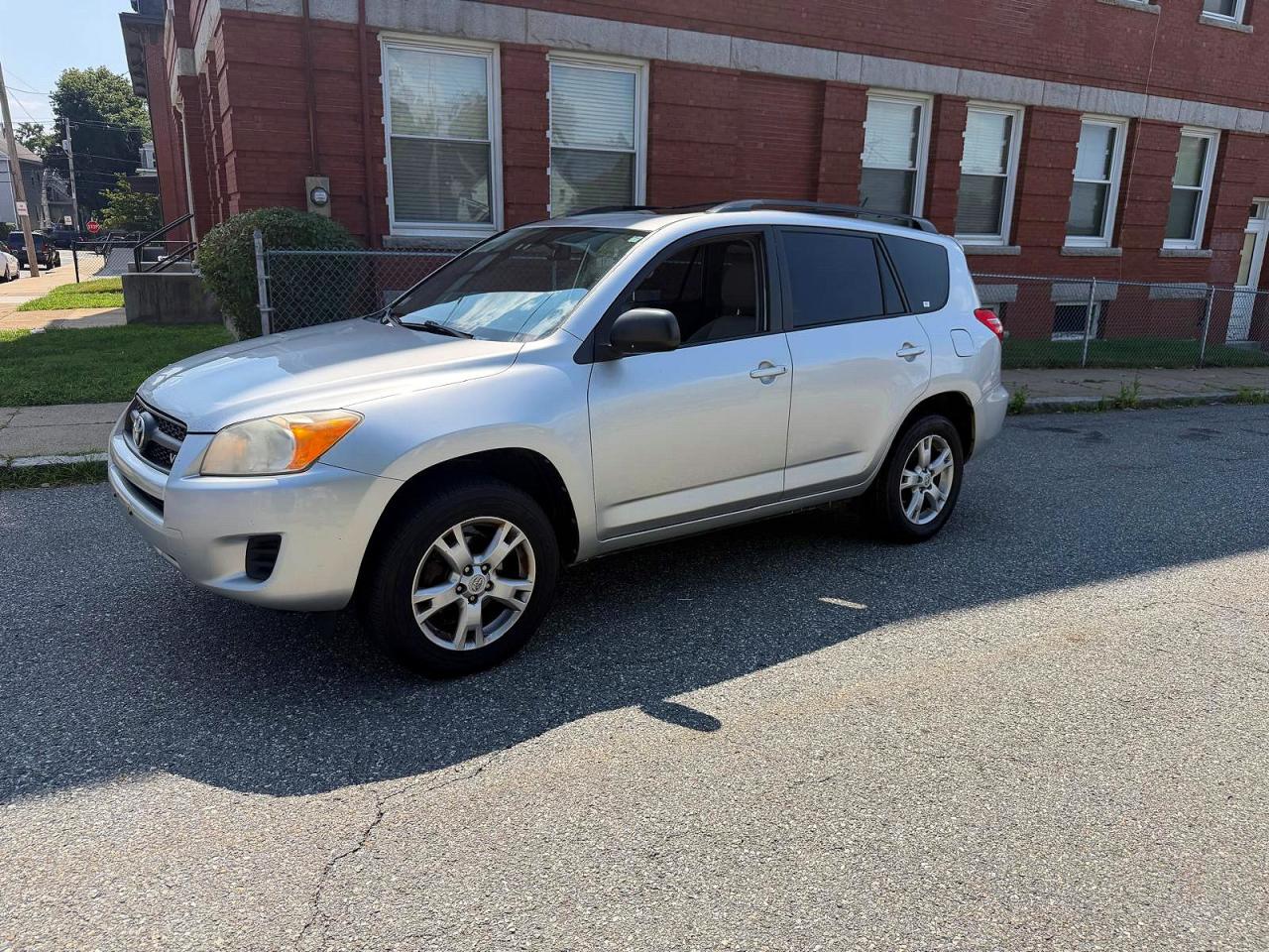 2011 Toyota Rav4 Base Gray vin: 2T3BK4DV8BW039854