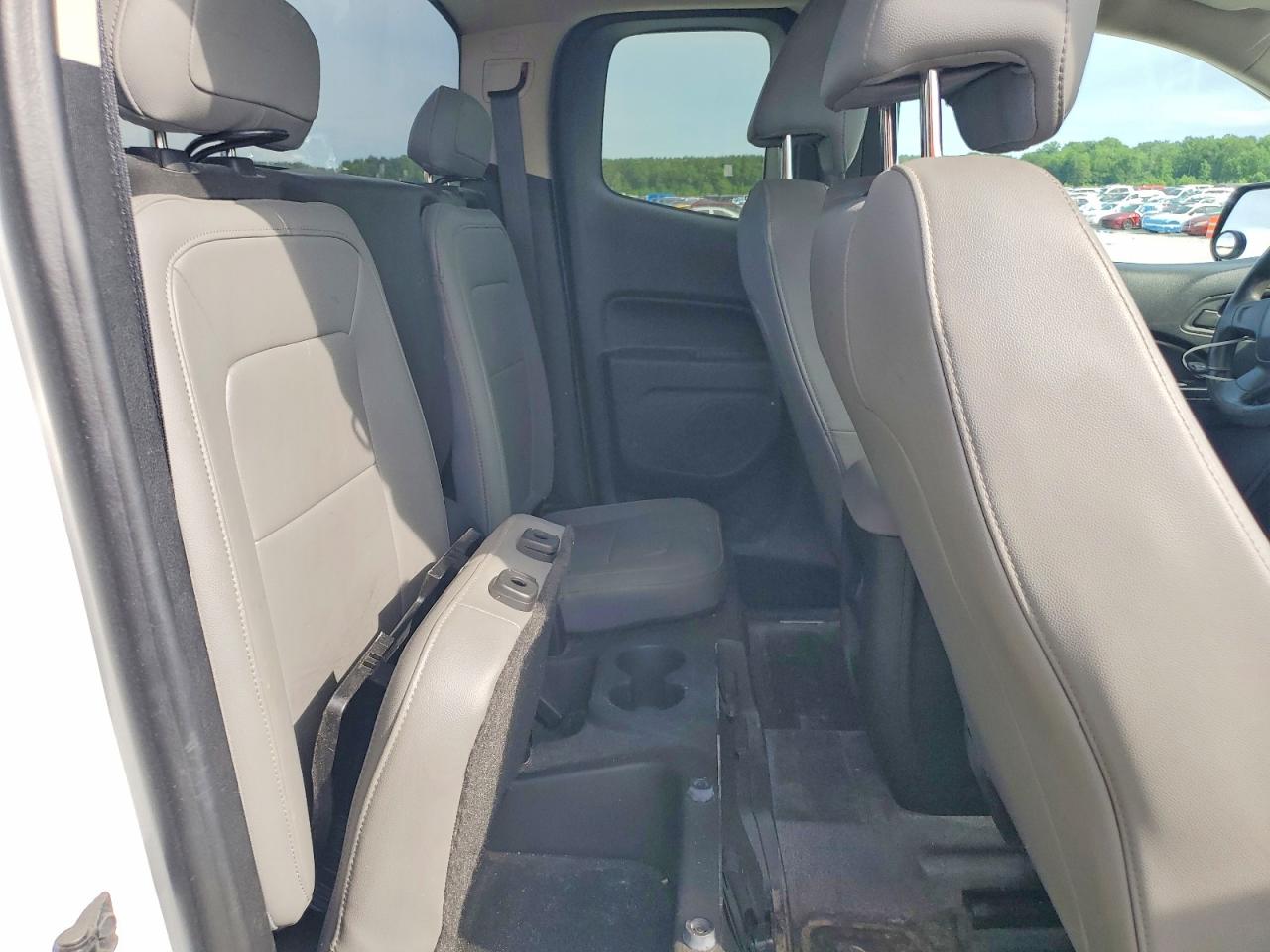 2015 Chevrolet Colorado White vin: 1GCHSAEA5F1201156