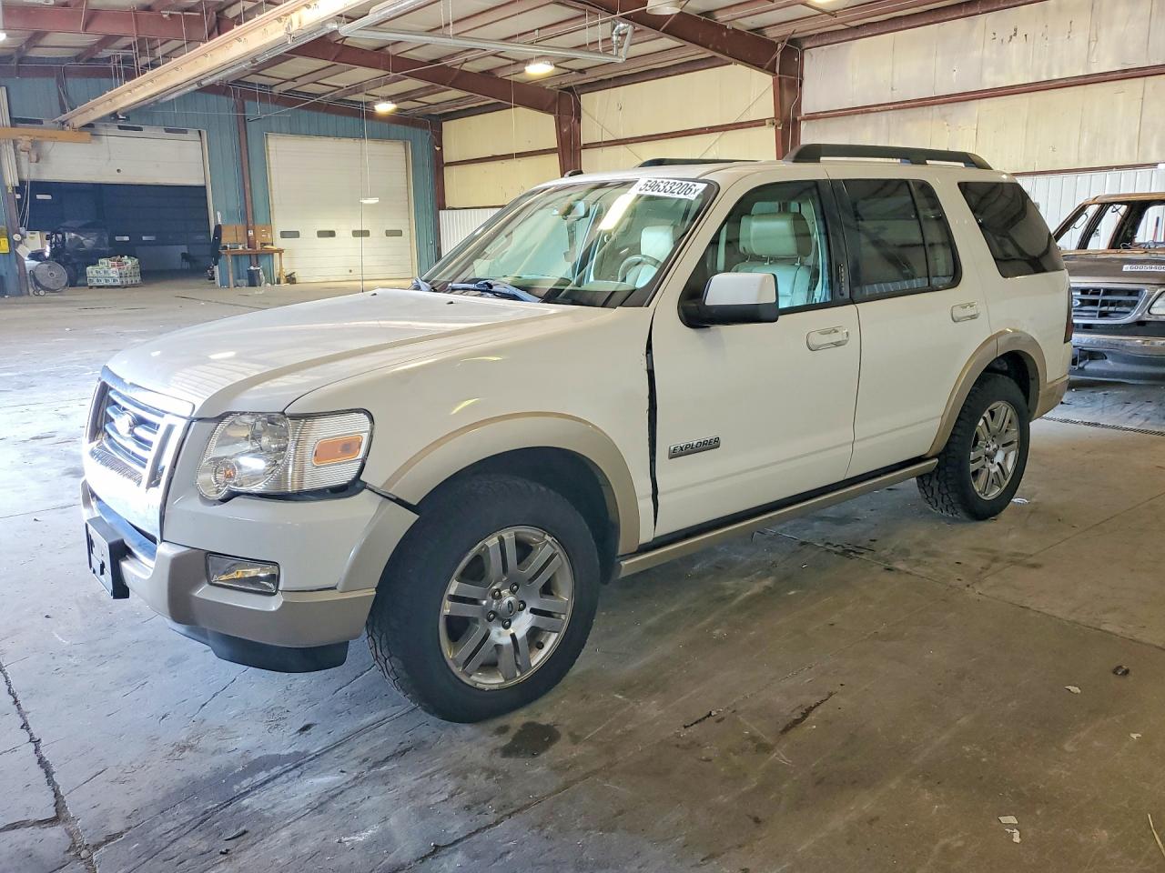 2008 Ford Explorer Eddie Bauer White vin: 1FMEU74EX8UA01164