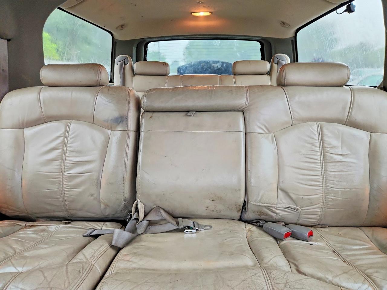 2001 Chevrolet Suburban K1500 Black vin: 3GNFK16T51G241861