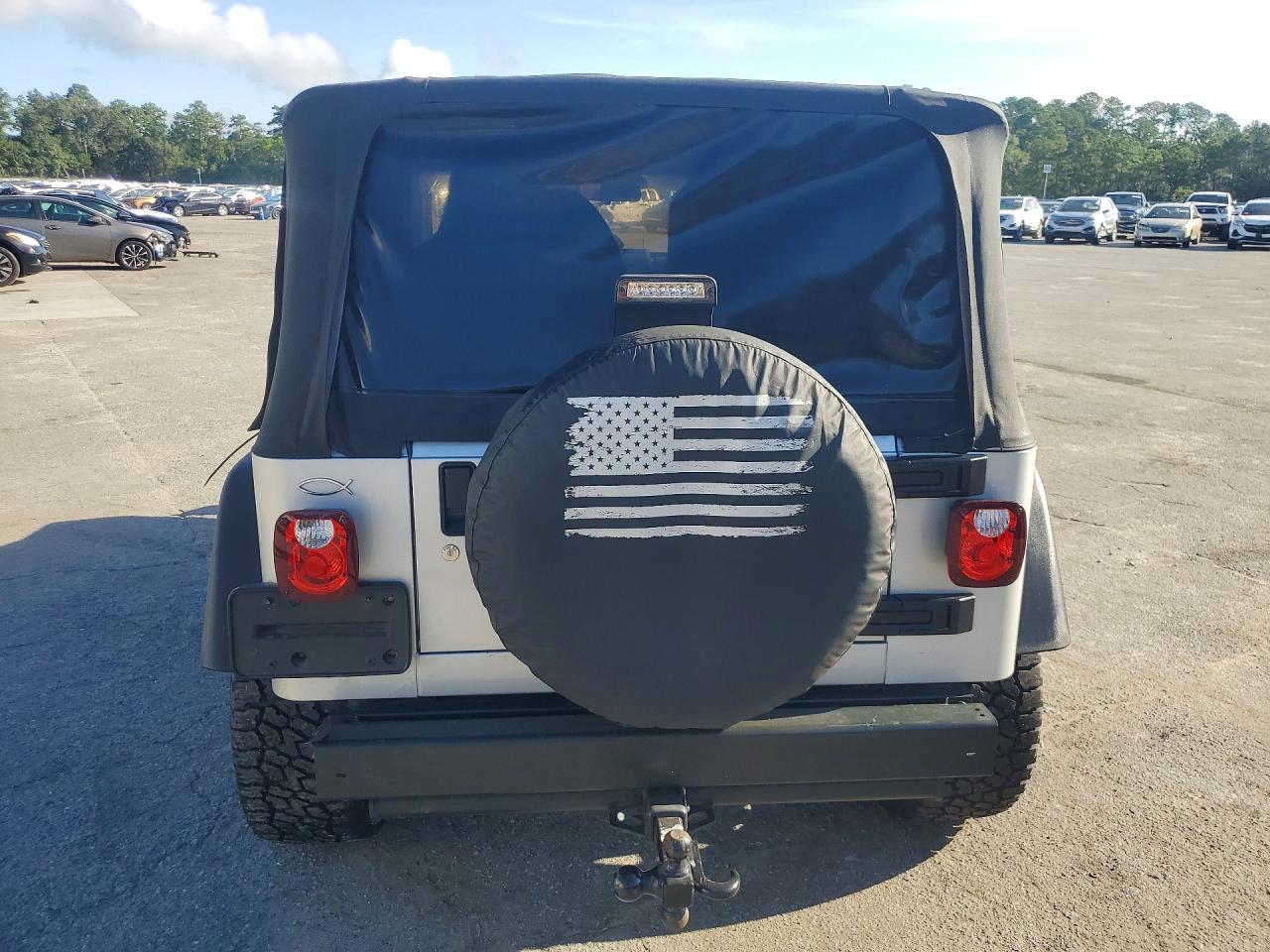 2004 Jeep Wrangler X Silver vin: 1J4FA39S24P797436
