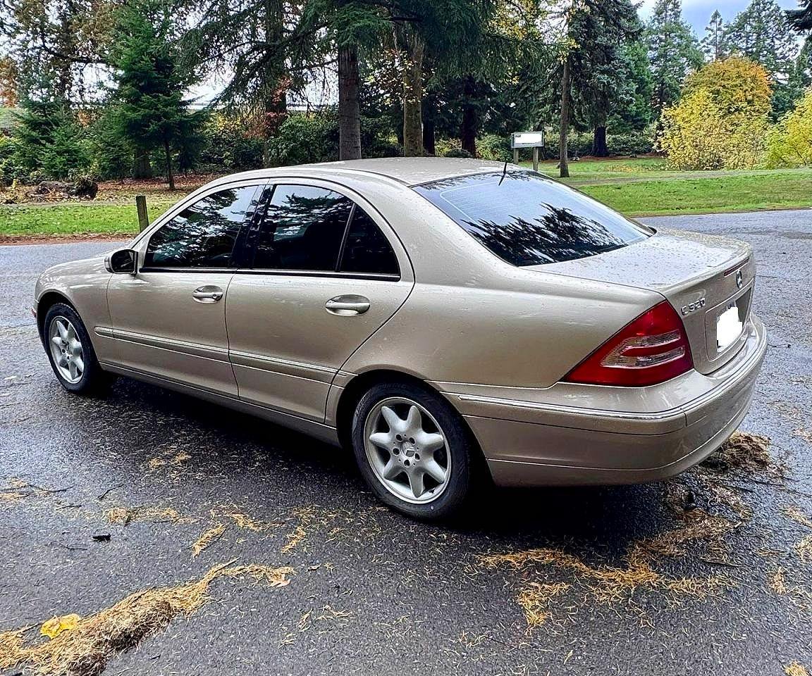 2001 Mercedes-benz C 320 Gold vin: WDBRF64J41F035438