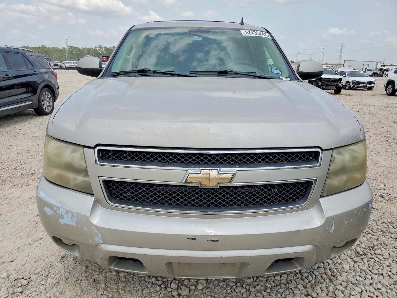 2008 Chevrolet Suburban C1500 Ls Silver vin: 1GNFC16038J220079