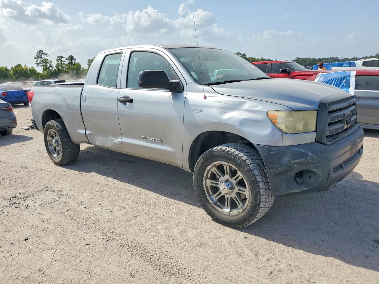 2011 Toyota Tundra Double Cab Sr5 Silver vin: 5TFRM5F15BX032073