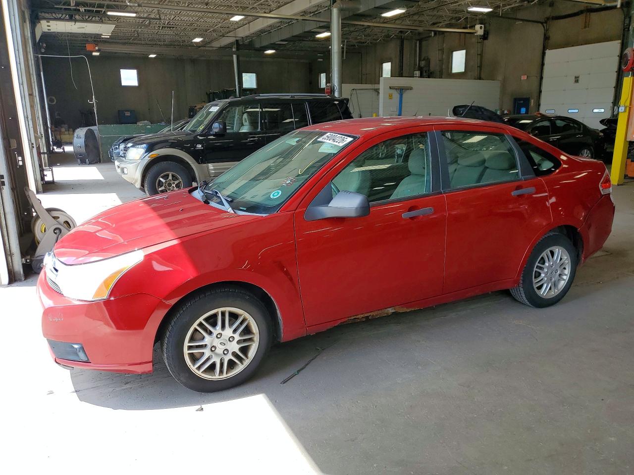 2011 Ford Focus Se Красный vin: 1FAHP3FNXBW197526