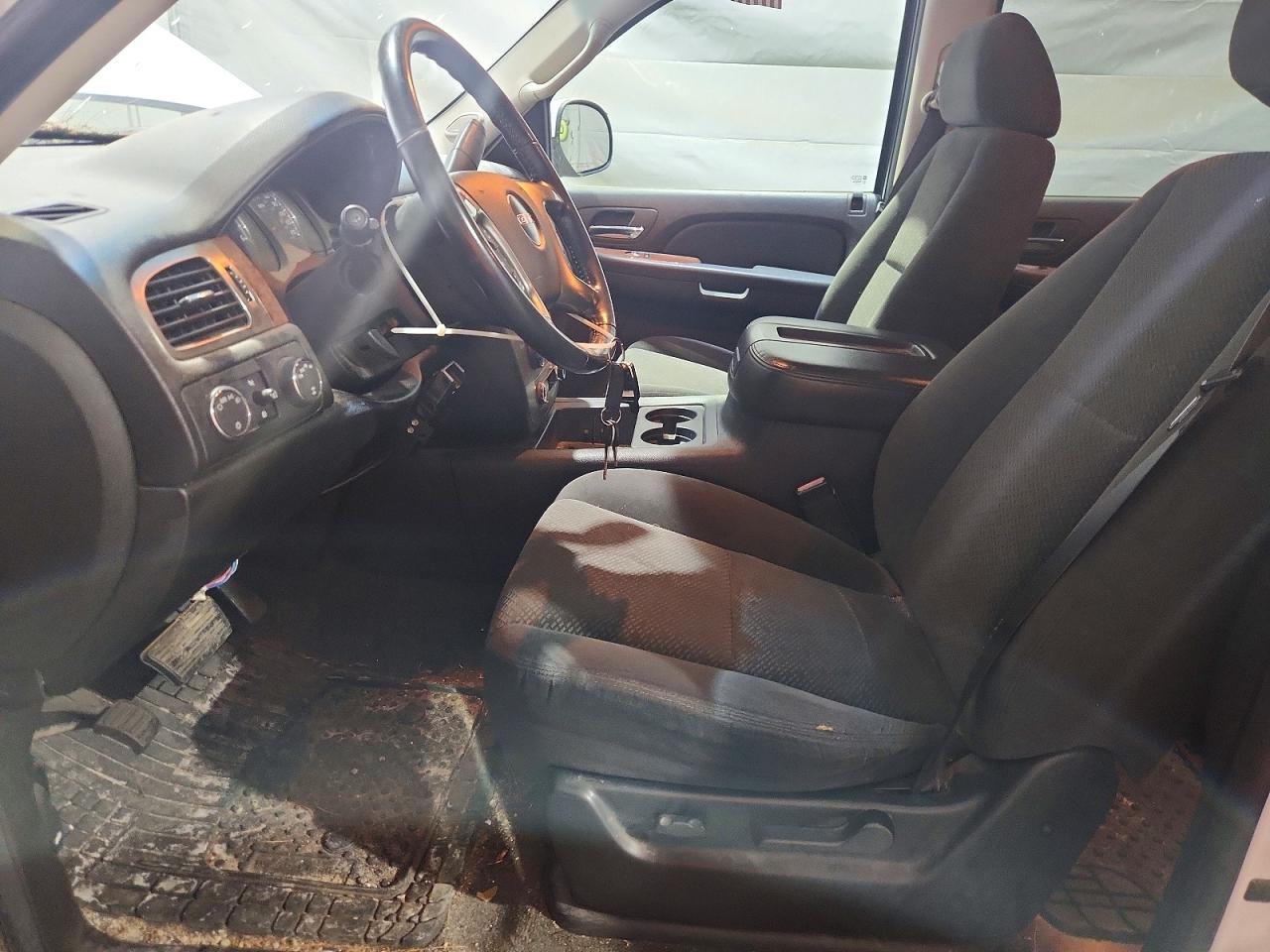 2007 Gmc Yukon White vin: 1GKFK13077J112342