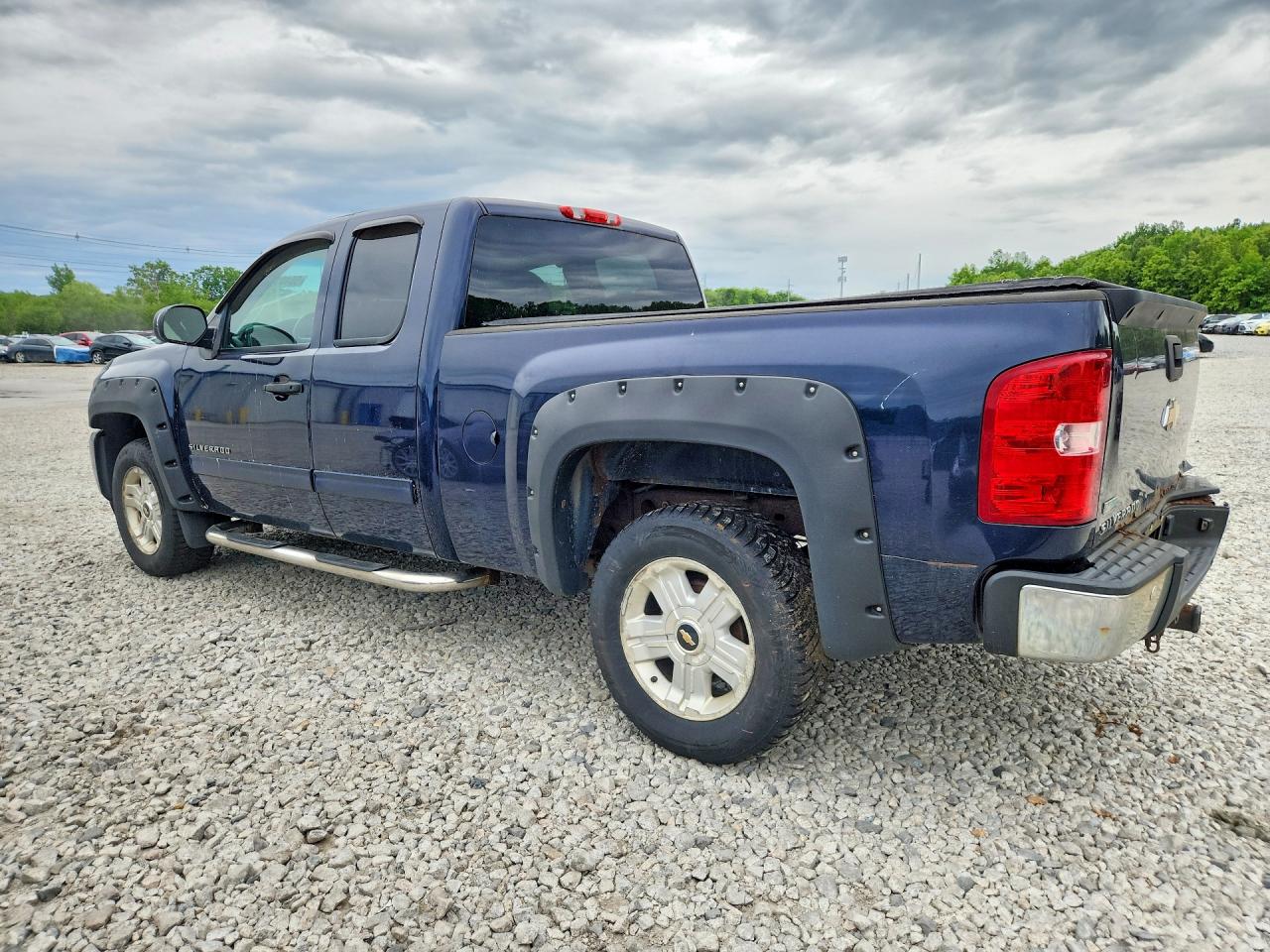 2011 Chevrolet Silverado K1500 Lt Blue vin: 1GCRKSE3XBZ439902