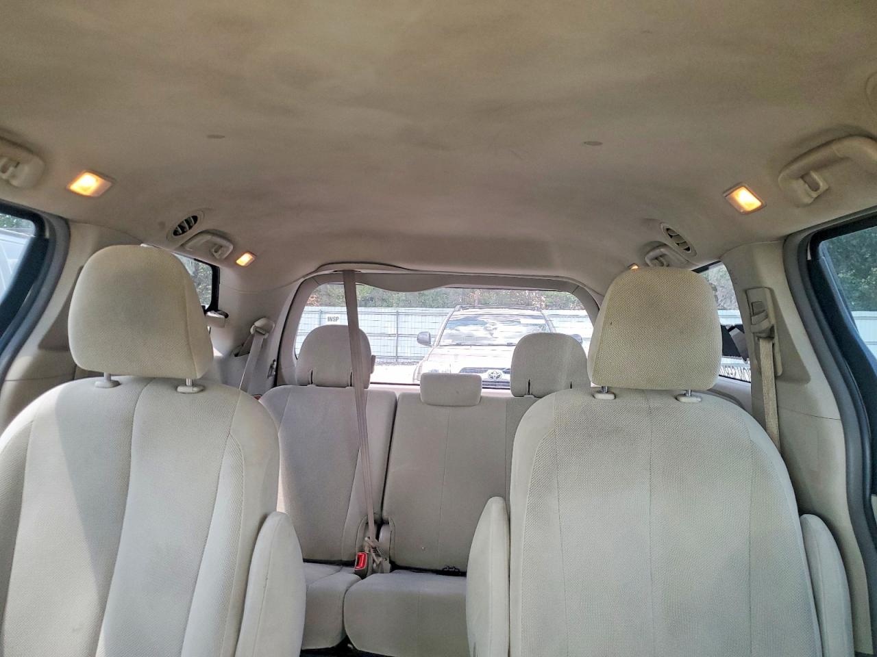 2014 Toyota Sienna L 7-passenger Gold vin: 5TDZK3DC2ES443973