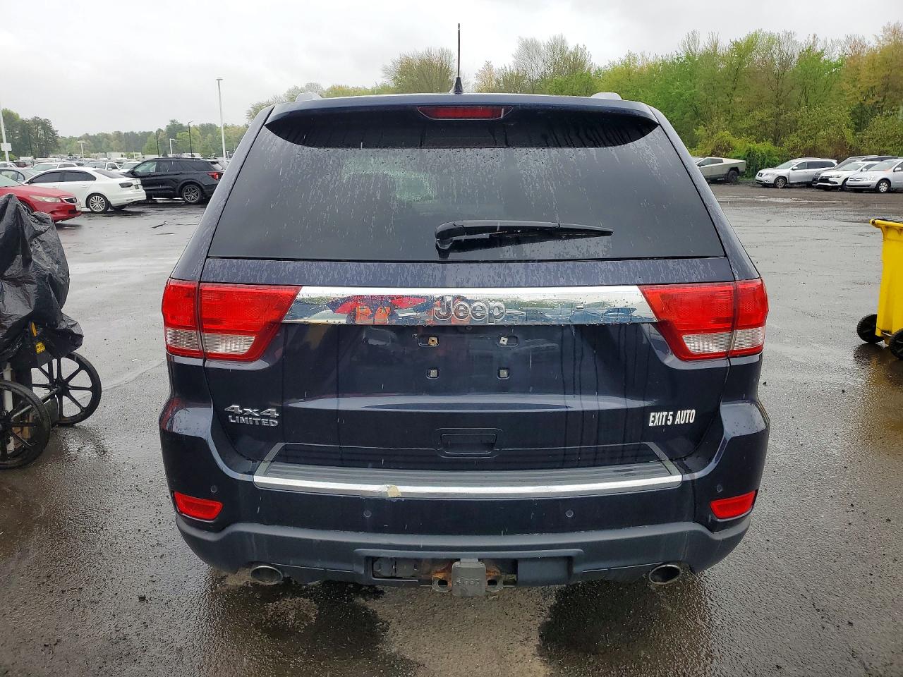 2011 Jeep Grand Cherokee Limited Blue vin: 1J4RR5GT2BC543694