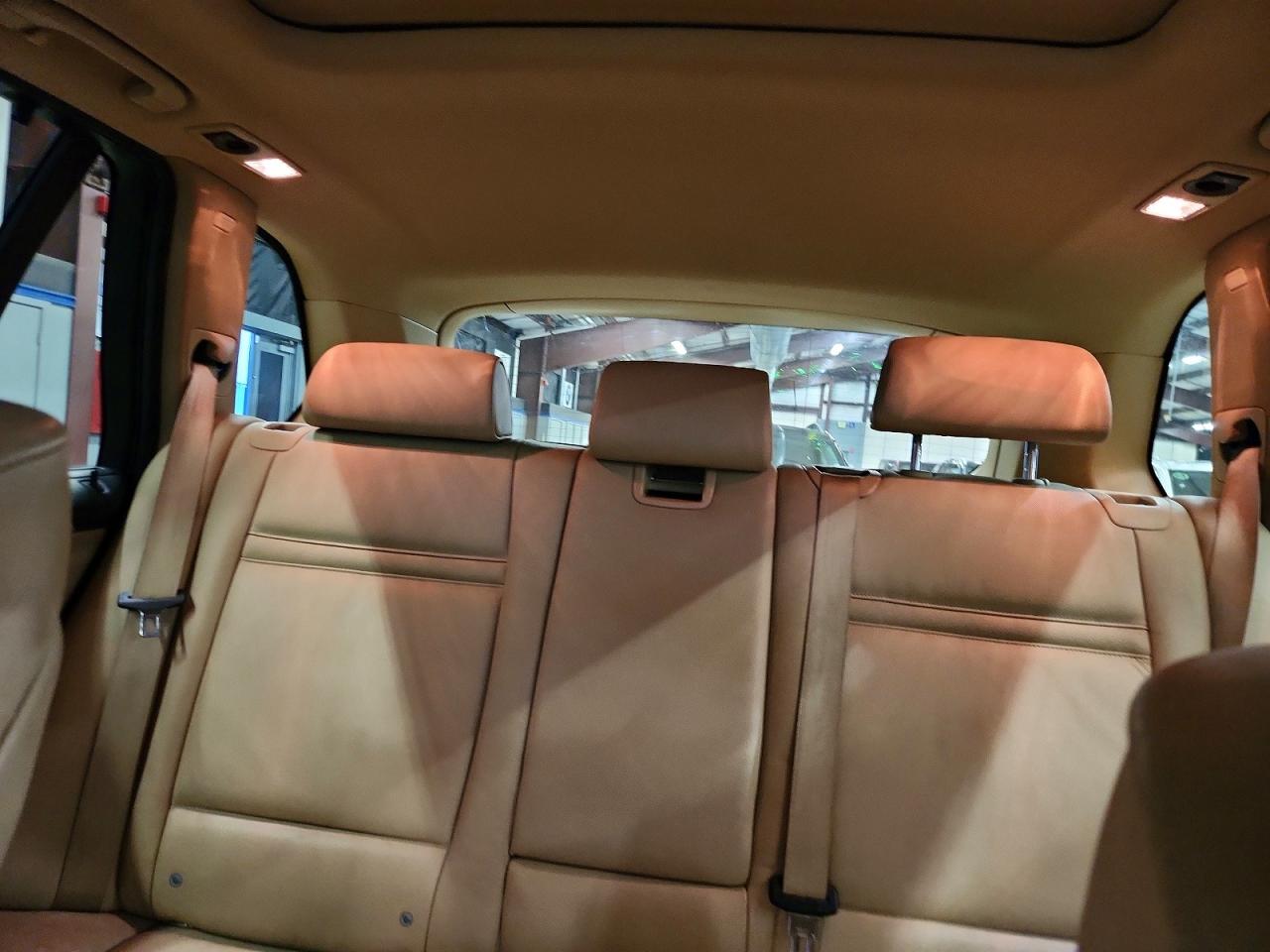 2011 Bmw X5 Xdrive35d White vin: 5UXZW0C54BL370946