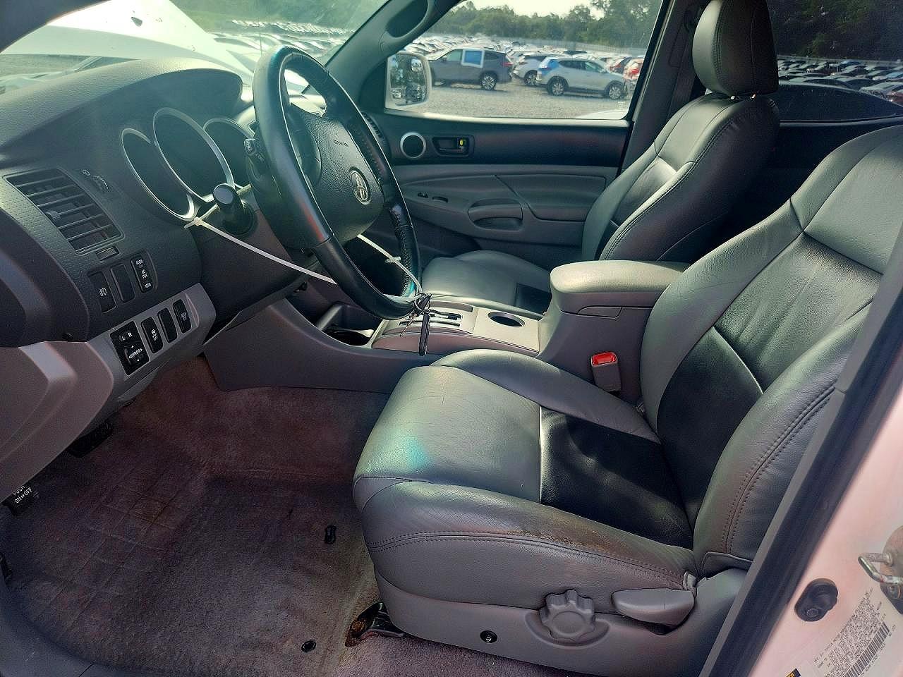 2009 Toyota Tacoma V6 White vin: 5TELU42N99Z599141