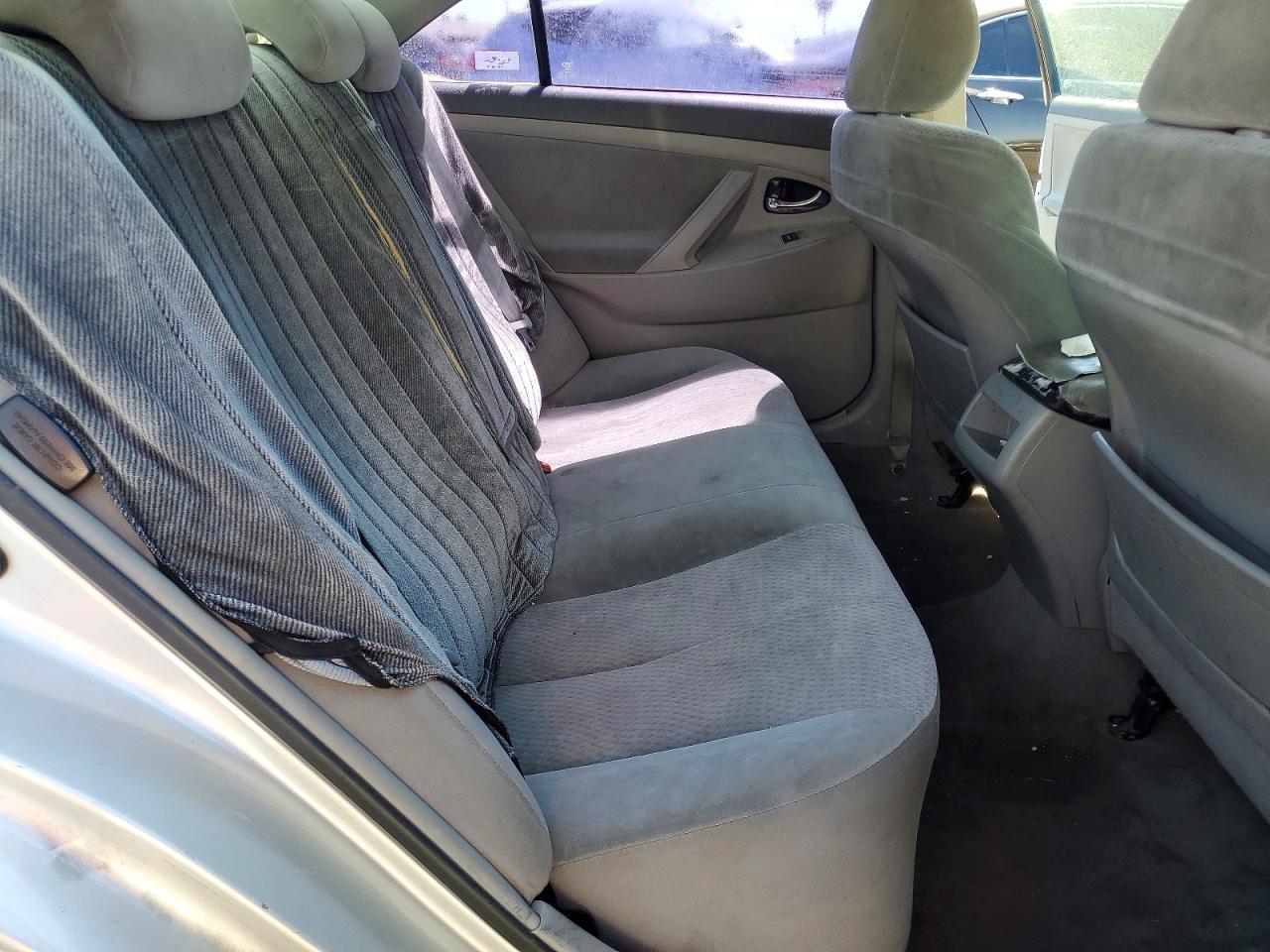 2011 Toyota Camry Le Серебряный vin: 4T4BF3EK3BR113506