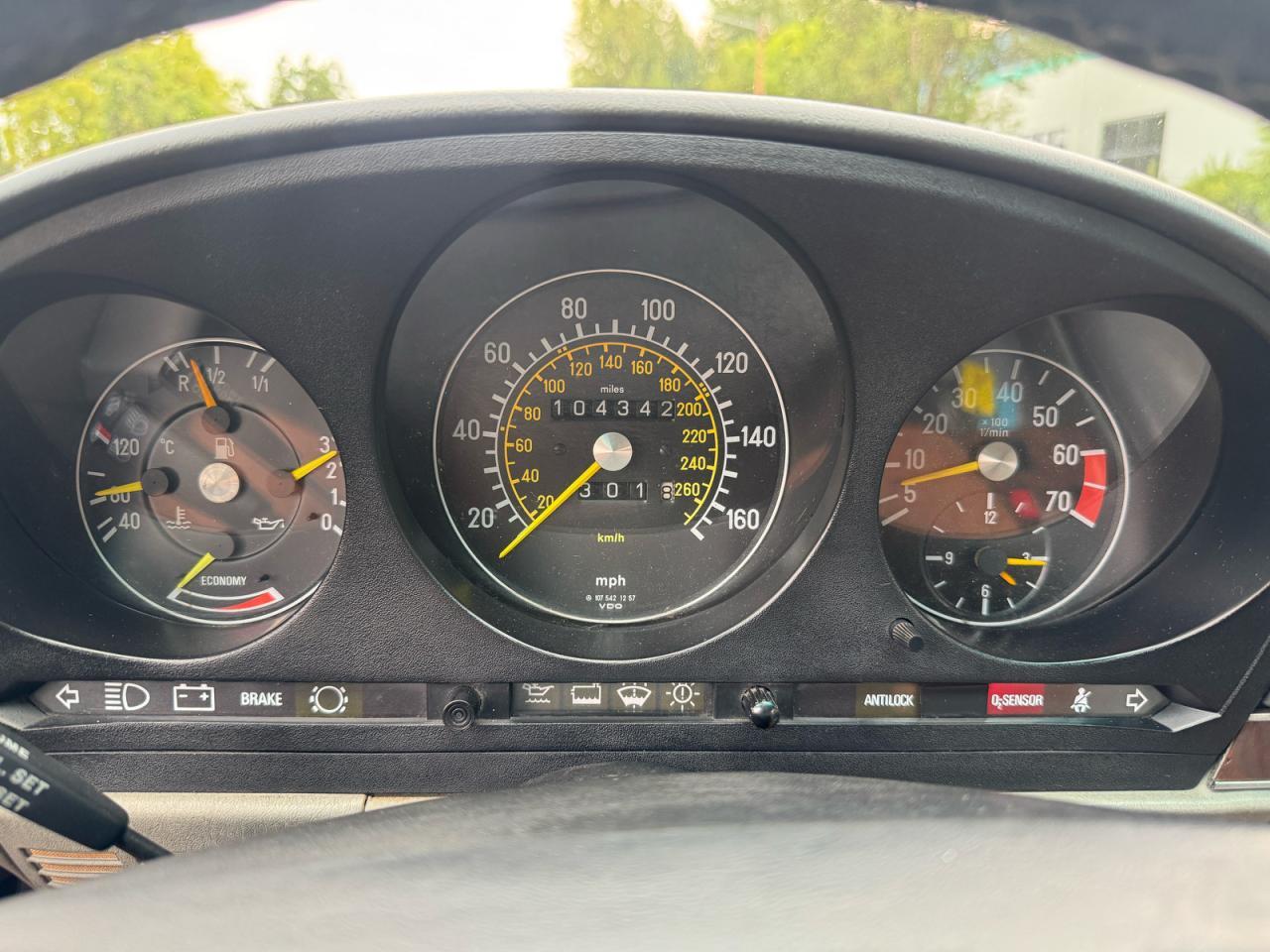 1987 Mercedes-benz 560 Sl Blue vin: WDBBA48D3HA057267