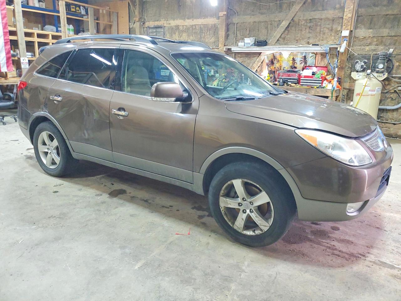 2011 Hyundai Veracruz Limited Brown vin: KM8NUDCC9BU148727