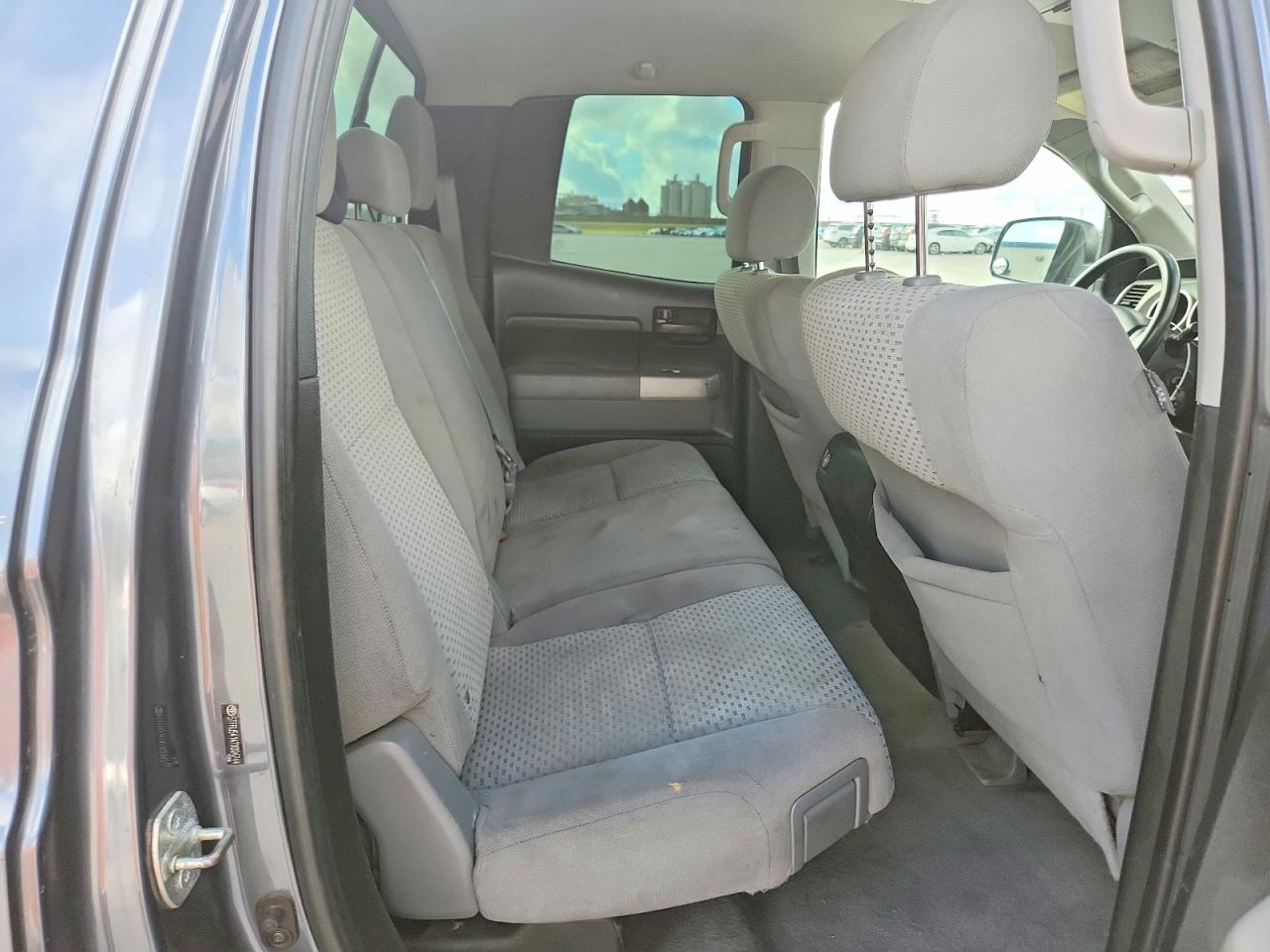 2007 Toyota Tundra Sr5 Gray vin: 5TFRU54147X004744