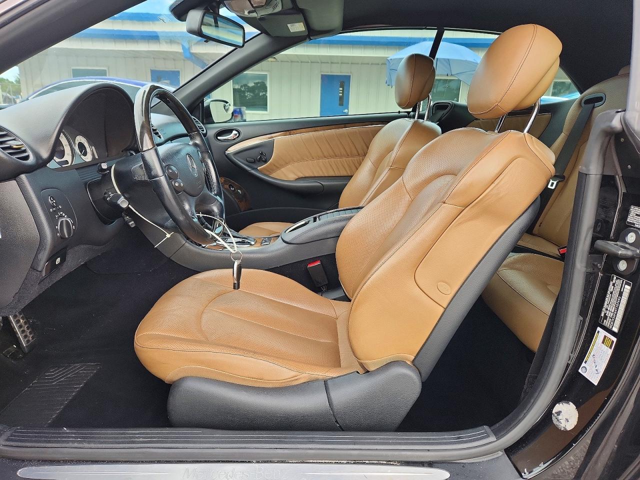 2009 Mercedes-benz Clk 350 Black vin: WDBTK56F69T107693