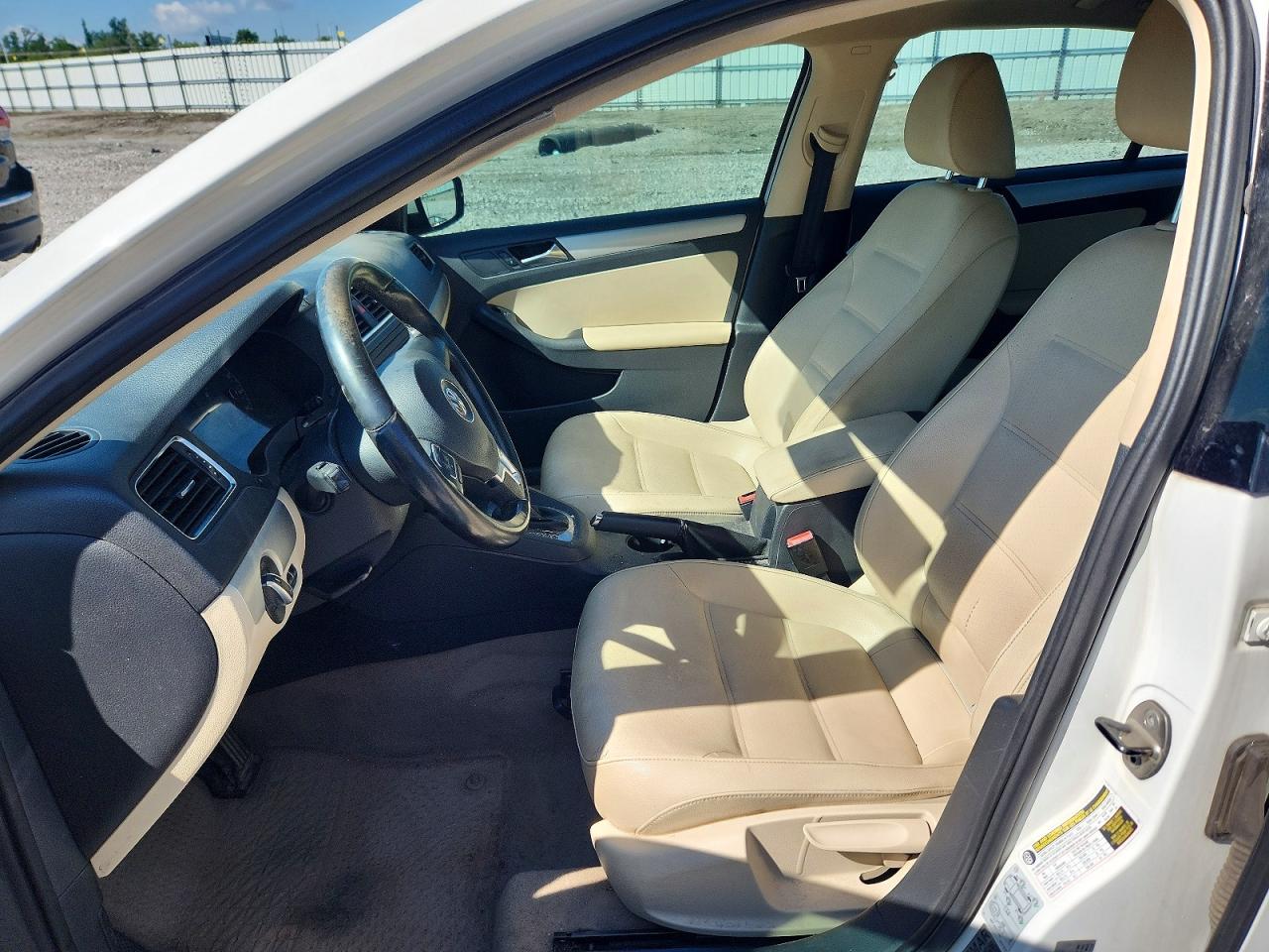 2011 Volkswagen Jetta Tdi White vin: 3VWLL7AJ5BM123052