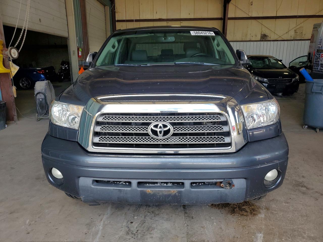 2008 Toyota Tundra Crewmax Limited Silver vin: 5TFDV58168X070053