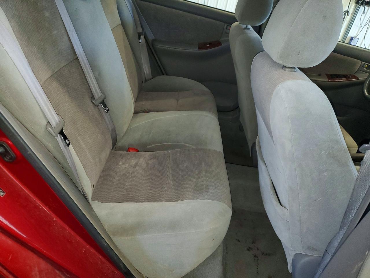 2007 Toyota Corolla Le Red vin: 2T1BR32E47C853946