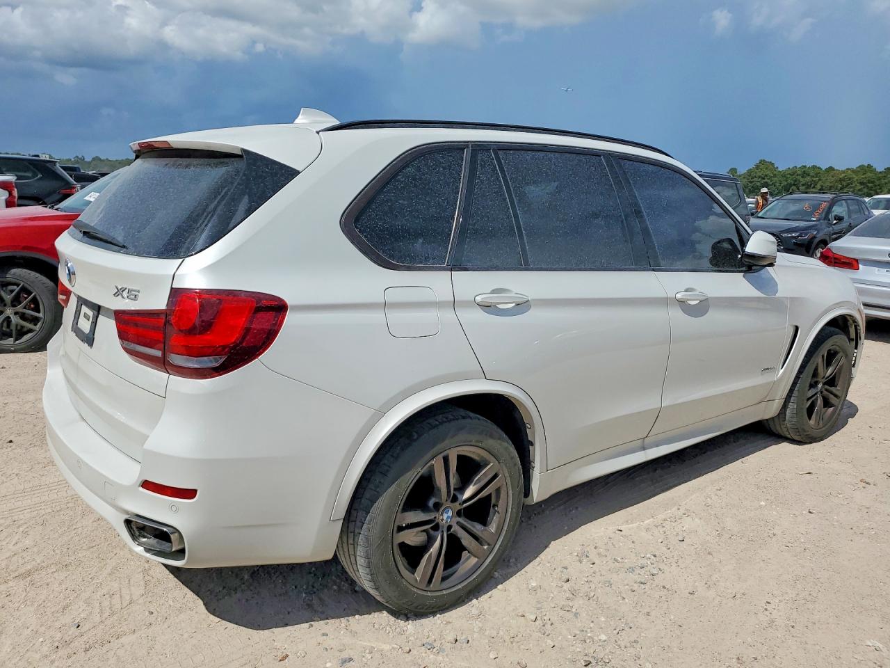 2015 Bmw X5 Xdrive35i Белый vin: 5UXKR0C5XF0P03666