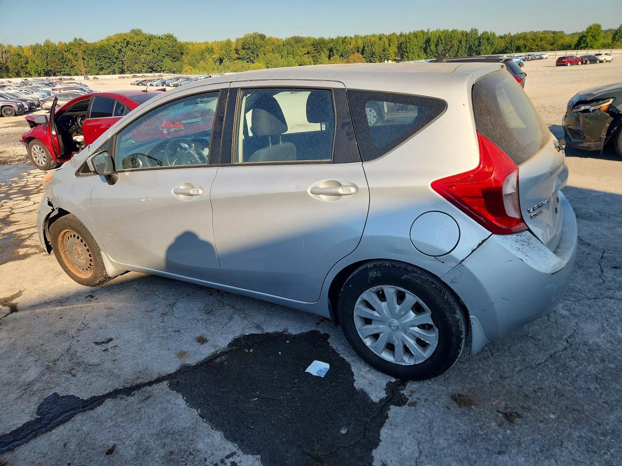 2015 Nissan Versa Note Sv Silver vin: 3N1CE2CP3FL411703