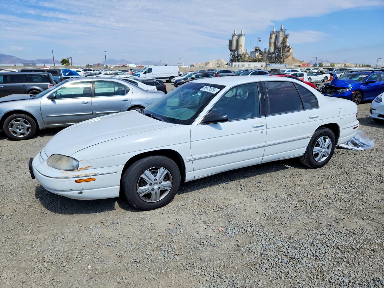 1999 Chevrolet Lumina Base Белый vin: 2G1WL52M5X9187663