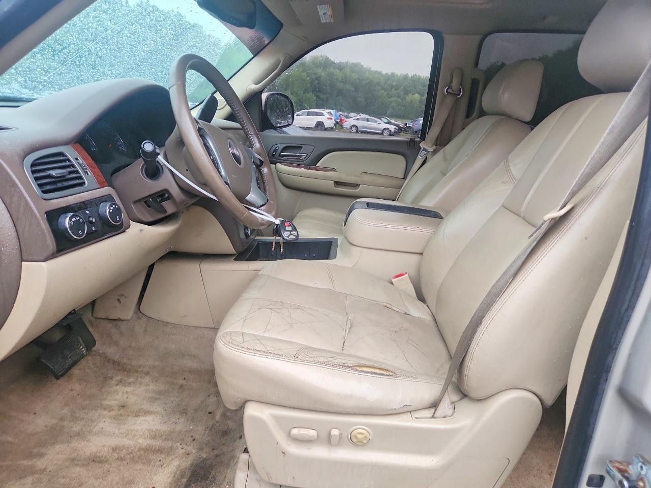 2008 Gmc Yukon Xl K1500 Tan vin: 1GKFK16308J138580